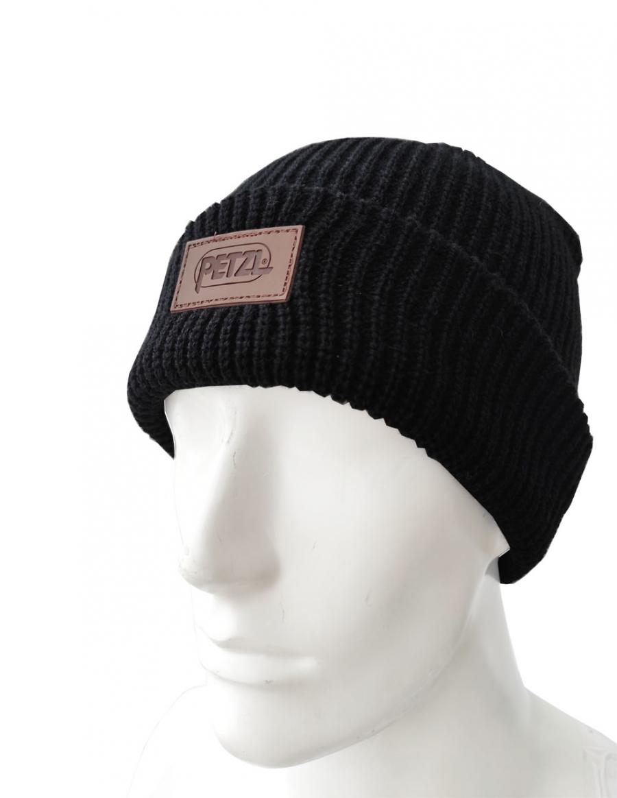 Удобная черная зимняя шапка PETZL